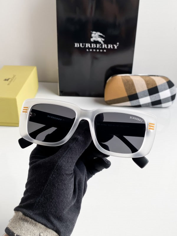 Burberry Sunglass