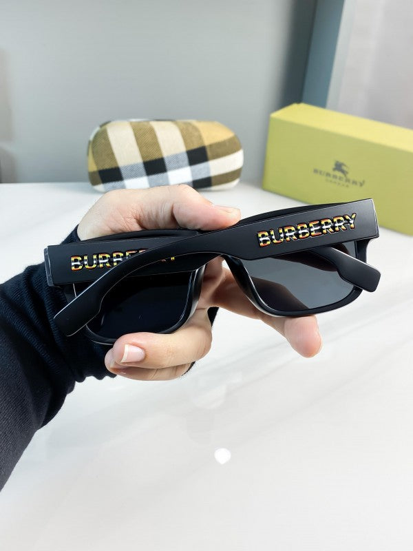 Burberry Sunglass