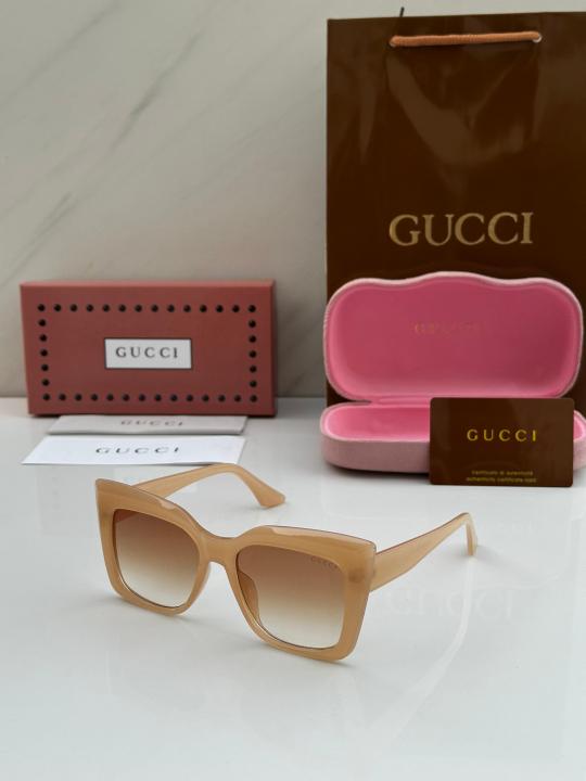 Gucci Sunglass