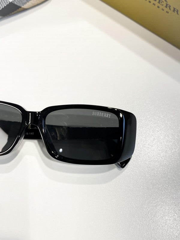 Burberry Sunglass