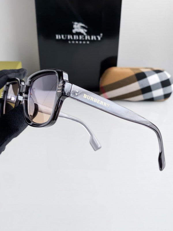 Burberry Sunglass