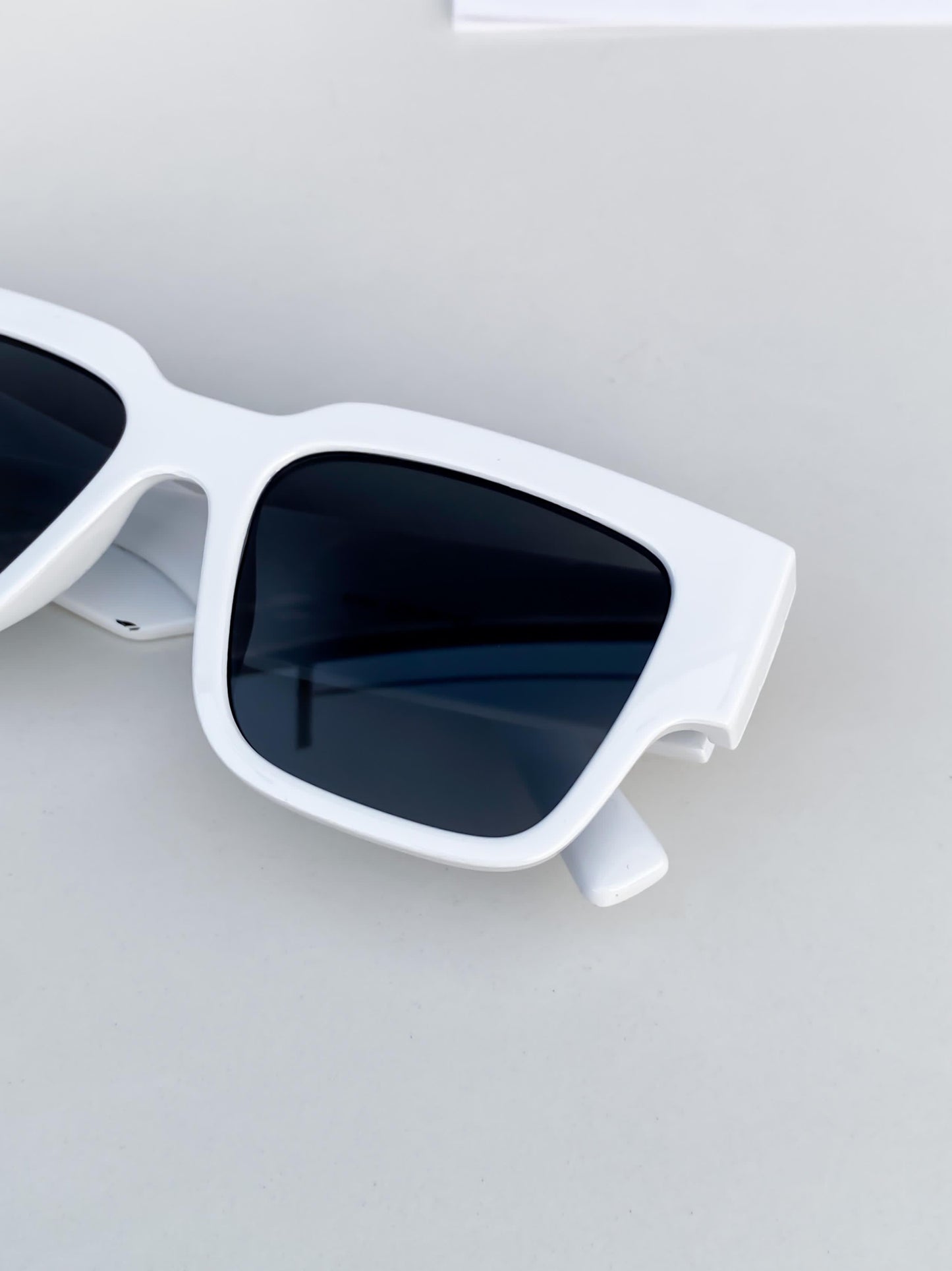 Dolce & Gabbana Sunglass