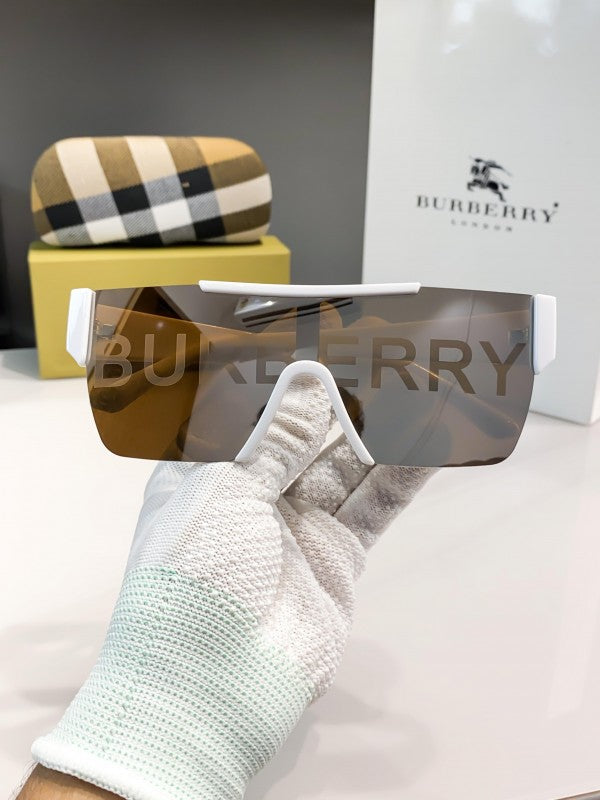 Burberry Sunglass