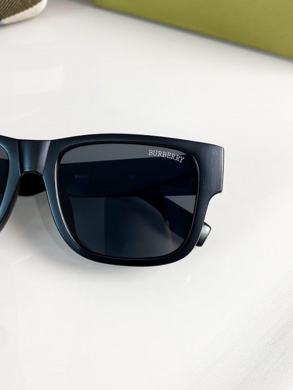 Burberry Sunglass