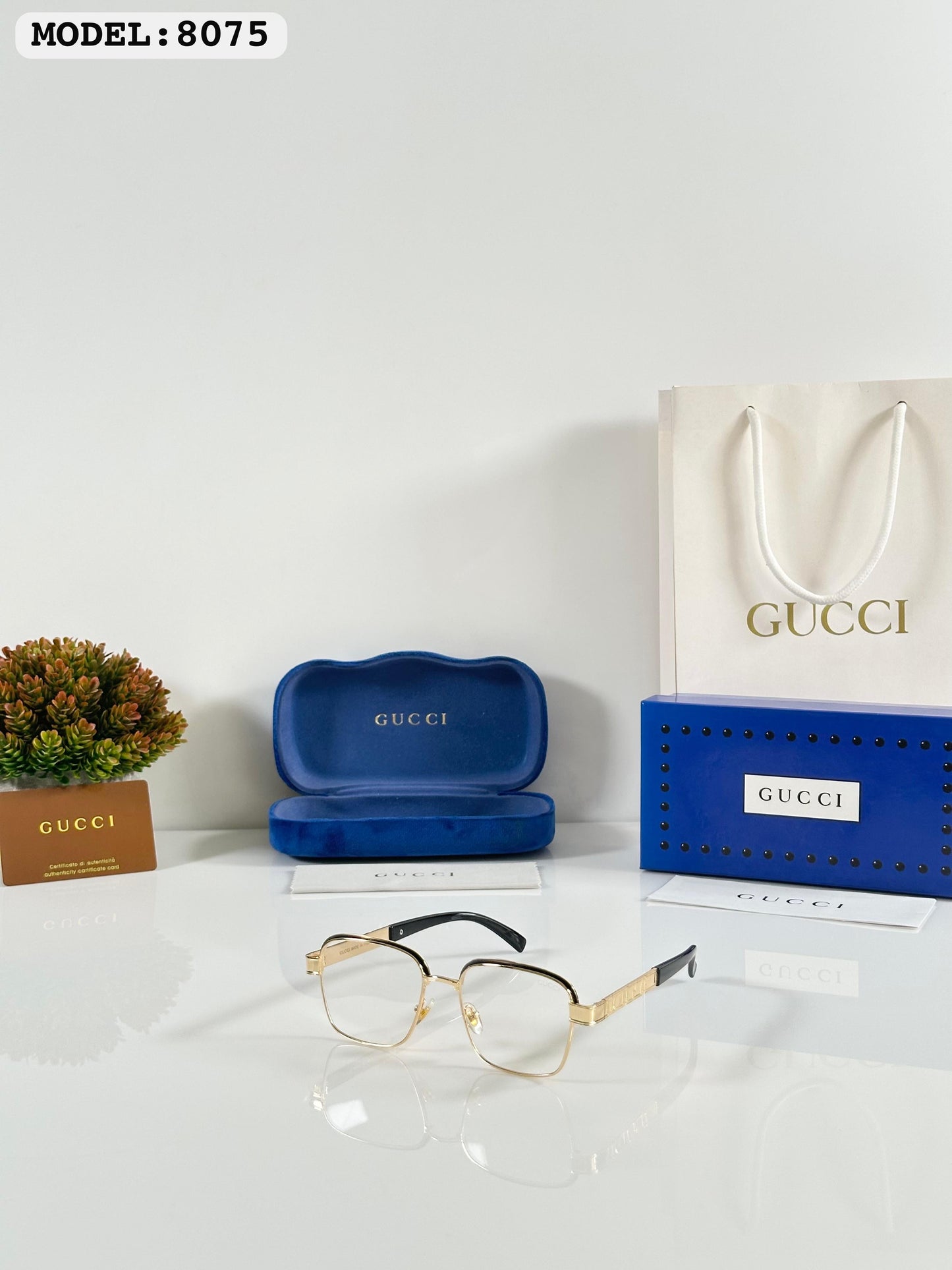 Gucci Frame Sunglass