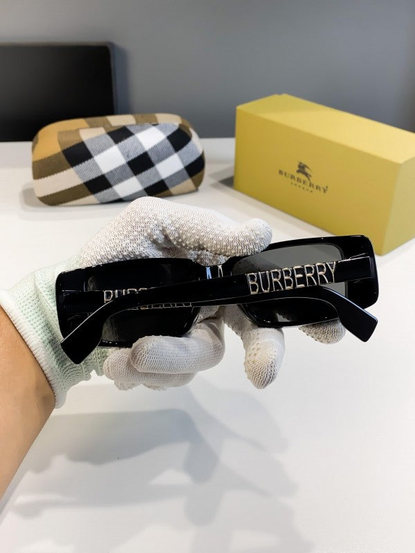 Burberry Sunglass