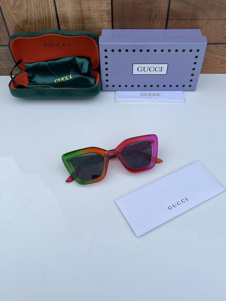 Gucci Sunglass